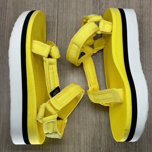 Teva Sandals Womens Size 6 Flatform Universal Mesh Strappy Hiking Yellow 1102451 - Picture 9 of 11